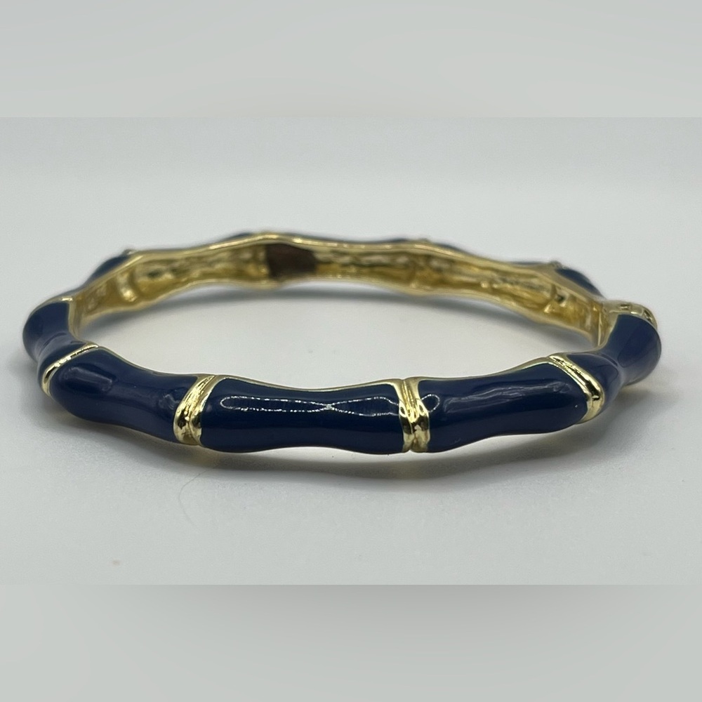 Elegant Gold and Blue Bracelet - Picture 3 of 4